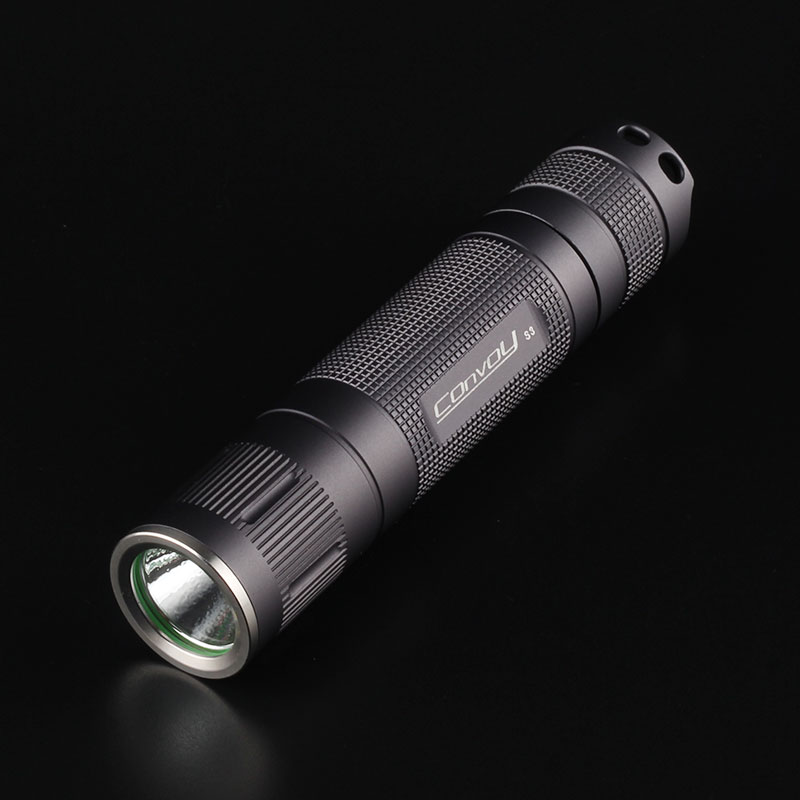 Convoy S3 Nichia 519A R9080 Fl - Outdoor Power Group のレビューと価格